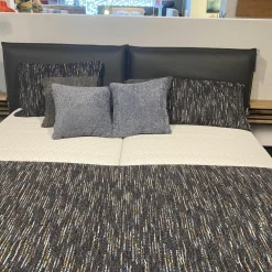 Polsterbett Drake Leder Anthrazit Fuß Metall Anthrazit Inklusive Matratzen