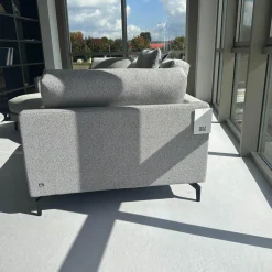 Polstergarnitur 333 Jola Stoff 26 202 Grau Weiß Gussfuß Aluminium Verkehrsschwarz Schwarz Matt Pulverbeschichtet