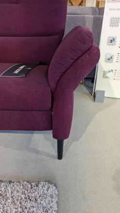 Polstergruppe Caro Stoff Trend Bordeaux Rot Metallfüße Schwarz Mit Tisch Buche Schwarz Und LED Lampe