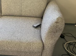 Polstergruppe Chiemsee Stoff Camo Granit Grau Fuß Metall Schwarz Mit Elektrischer Sitztiefenverstellung Und Relaxfunktion