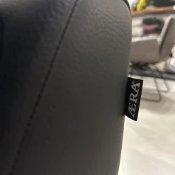 Polstergruppe GA210 Leder E 170 136 Schwarz Mit Armlehnkissen Und Verstellbarer Kopfstütze