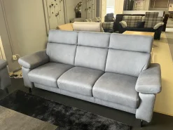 Polstergruppe Havannah Stoff Eldorado Hellblau Grau Füße Metall Schwarz Lackiert Mit Armteilverstellung Und Elektrischen Sitzvorzug