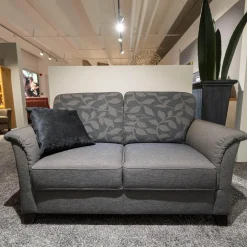 Polstergruppe Lux Medico 840 Bezug Korpus Stoff 165 30 Grau Rückenkissen 164 30 Grau Holzfuß Buche Wengefarbig Inklusive Sofakissen