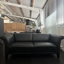 Polstergruppe Sofa Prestige Bezug Leder L9999C Grain Schwarz Fuß Holz Schwarz