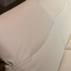 Polsterkombi CR Victoria Leder WM Light Grey Fuß MR2 Schwarz