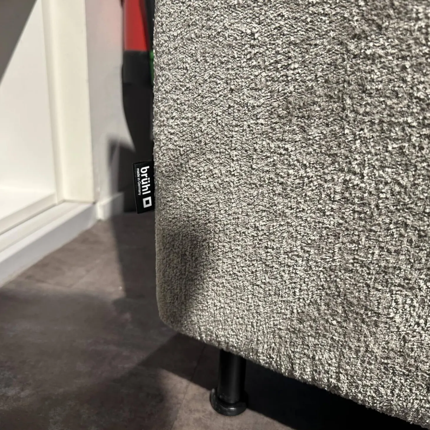 Polsterkombination Jubiläumsstoff 6451 0025 Grau Beige Gestell Metall Schwarz Inklusive Kissen