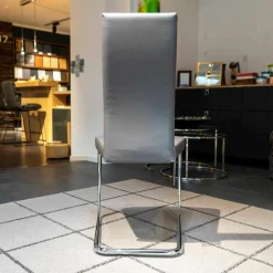 Polster-Kragstuhl B25-1P Leder Taupe Mit Stahlgestell Verchromt