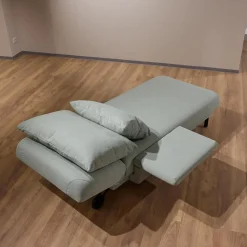 Recamiere Tam Bezug Stoff 3222 32 Mint Grün Gestell Schwarz Inklusive Armlehne Links Verschiebbar Und Abklappbar Mit Kissen