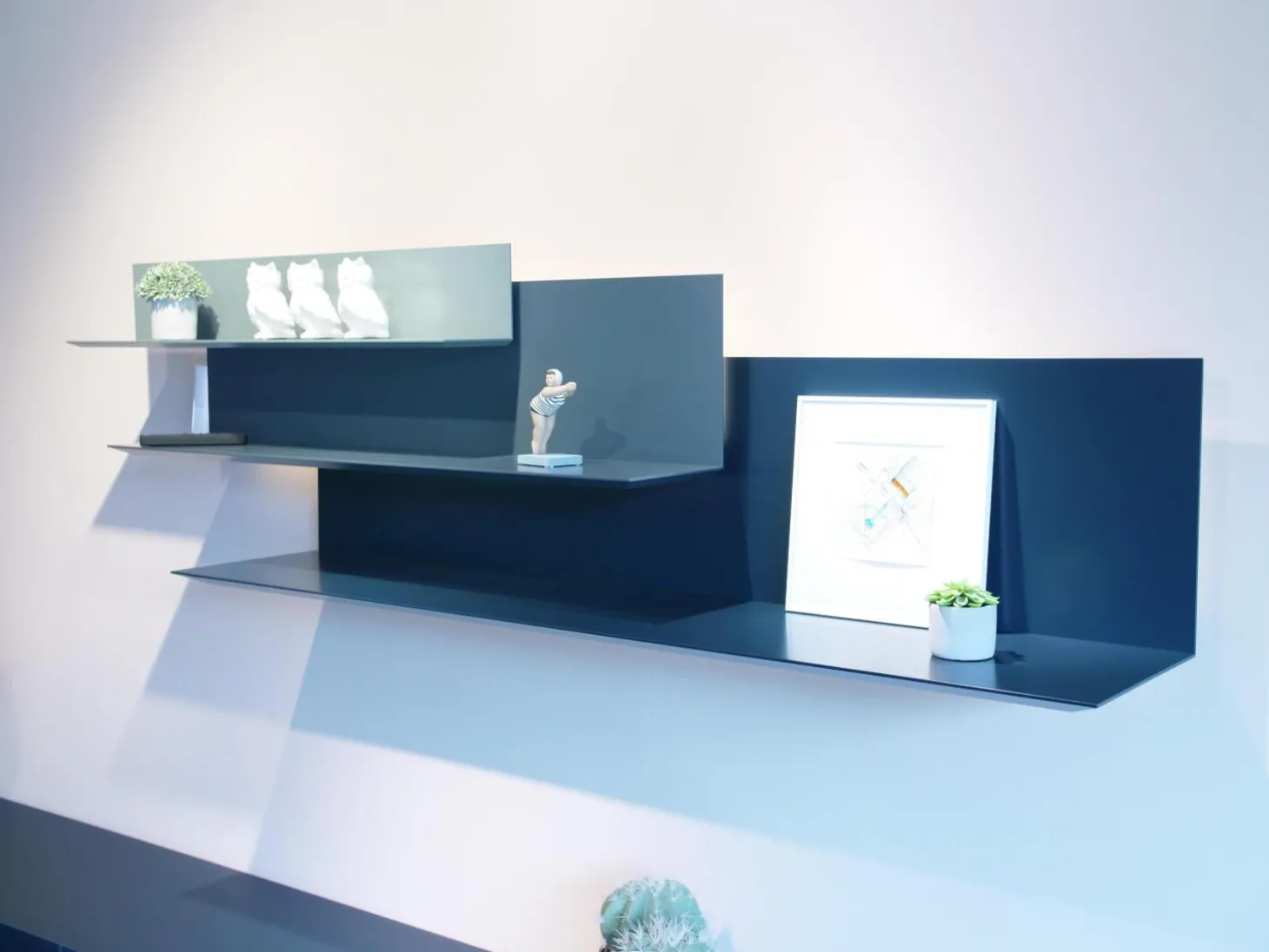 Regal Lilu 160b Navy M83 120b Atlantic M82 100b Laguna M80 Blau In Verschiedenen Tönen Ohne Sideboard