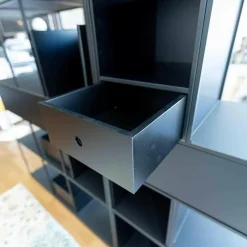 Regal Metall Fenix Schwarz mit Schüben