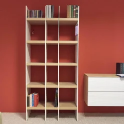 Regal-Kombination Scala mit Wangen Glattlack Blütenweiß Böden Eiche Milk