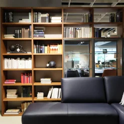 Regalwand Pari Und Dispari Korpus Nussbaum Canaletto Beidseitig Mit Glastüren Ohne Sofa