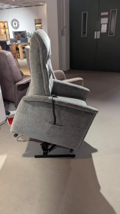 Relaxsessel 9051 Stoff Aquaclean 03 Sudan Grau 2-Motorisch mit Aufstehhilfe