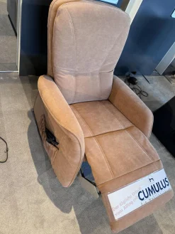 Relaxsessel 7568 Stoff Nougat Braun mit motorischer Verstellung