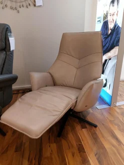 Relaxsessel 7911 Type 45V Leder Soft Nappa Island Beige Braun Sternfuß Stahl Anthrazit Mit Verstellung 1 Motorisch