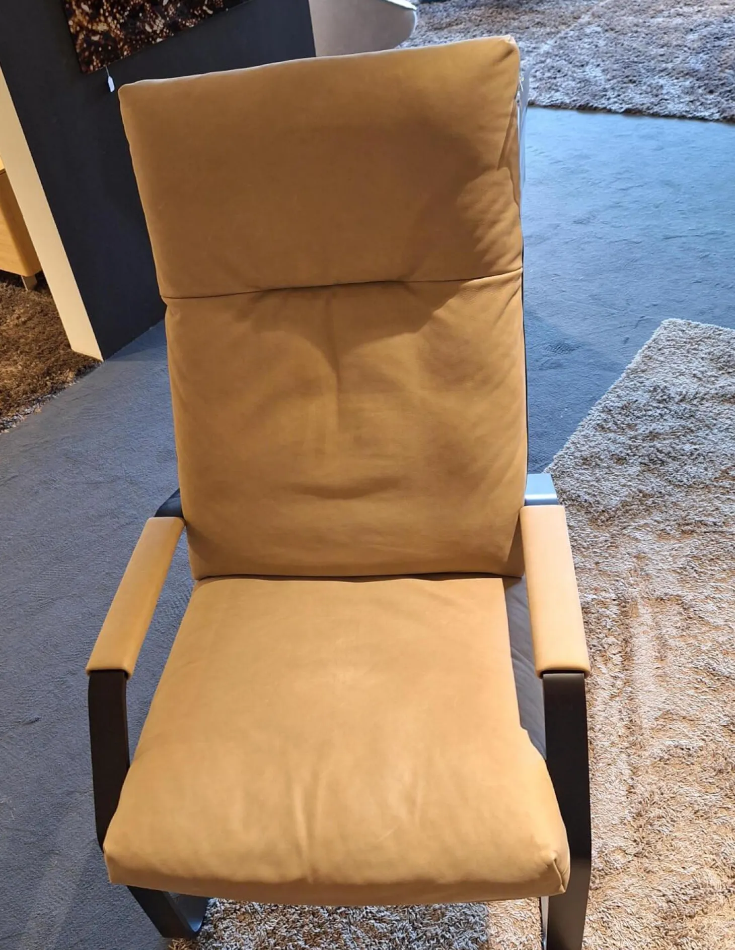 Relaxsessel Classics 263 Leder M Lavagrau Gestell Schwarz mit Hocker