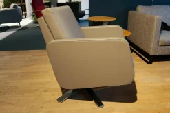 Relaxsessel Cubo Beige Leder Natura 70134 Lehm Beige Gestell Drahtkufen