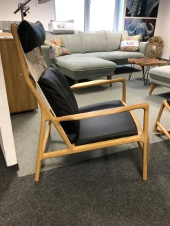 Relaxsessel Dedo Eiche Massiv Weiß Geölt Leder Dakar Schwarz mit Fußbank