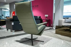 Relaxsessel Hardy Leder 24 Select 156 Olivgrün Gestell Schwarz Seidenmatt Beschichtet