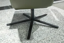 Relaxsessel Hardy Leder 24 Select 156 Olivgrün Gestell Schwarz Seidenmatt Beschichtet