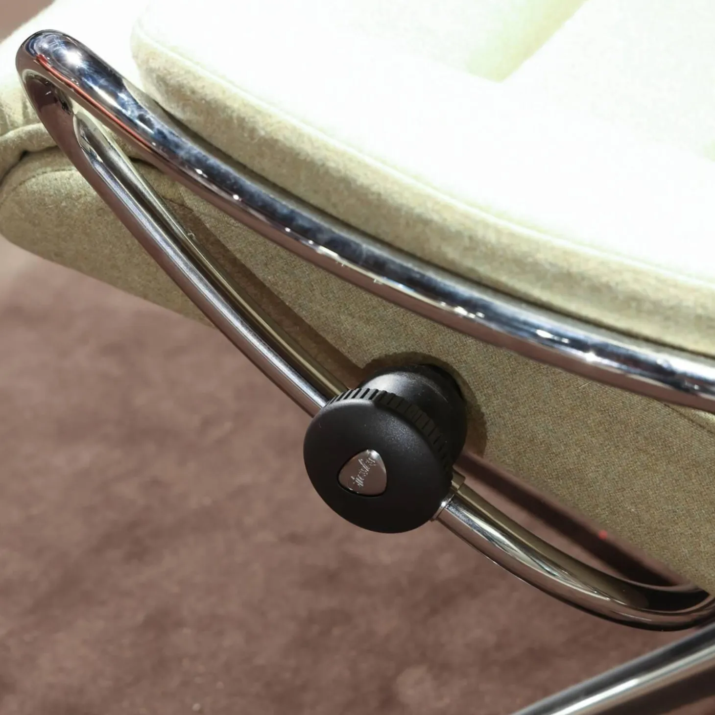 Relaxsessel Mit Hocker Tokyo Stoff Calido 579 Light Green Hellgrün Gestell Star 40 Alu