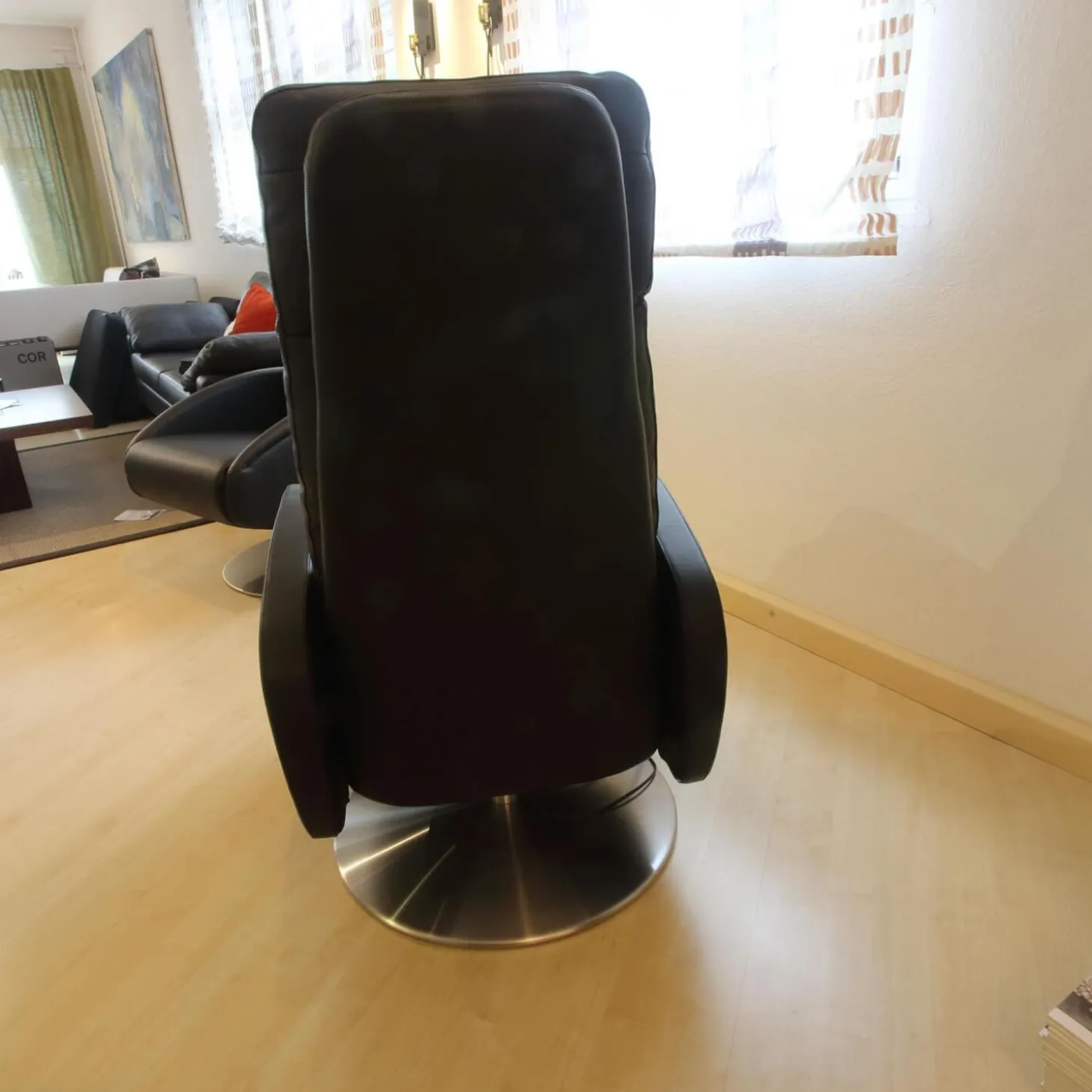 Relaxsessel Nido Situp Bezug Leder Atlas 150 Schwarz Drehteller Edelstahl Mit Aufstehhilfe