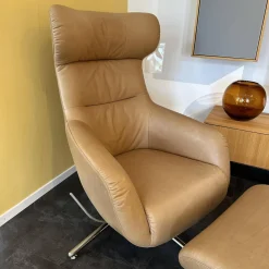 Relaxsessel Victor Bezug Leder 5669 45 Lama Beige Drehgestell Kreuzfuß Verchromt Inklusive Hocker