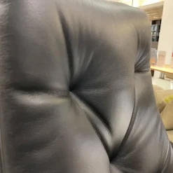 Relaxsessel WK 682 Flori Leder 40 Royal 100 Gestell Schwarz Pulverbeschichtet