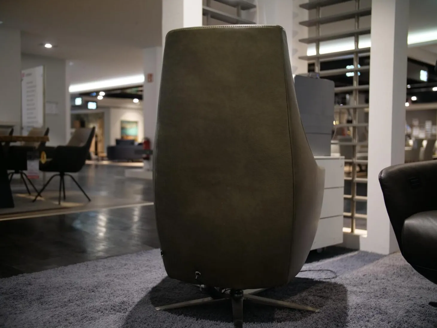 Relaxsessel WK 683 Hailey Medium Bezug Leder Polo 1102 Grün Sternfuß Edelstahl