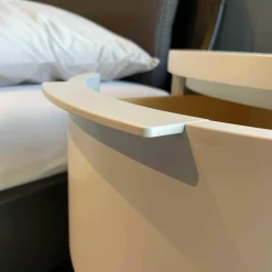 Rundkommode Conga in Lack Elfenbein mit 1 Schubkasten und 1 Offenem Fach