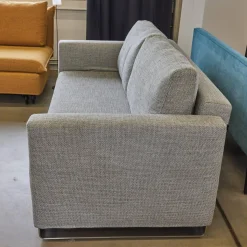 Schlafsofa Lazlo Stoff Mambo Hellgrau Kufe Edelstahl Gebürstet