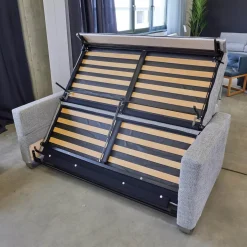 Schlafsofa Lazlo Stoff Mambo Hellgrau Kufe Edelstahl Gebürstet