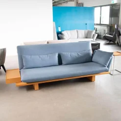 Schlafsofa Veda Stoff Kvadrat Re Wool 657 Blau Gestell Eiche