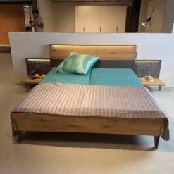 Schlafzimmer Milo Wildeiche Massiv Gebürstet Lack Graphit Akzent Naturstein Grau Füße Metall Titan Grau Mit Beleuchtung