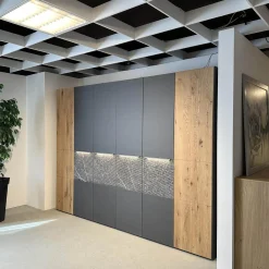 Schlafzimmer Milo Wildeiche Massiv Gebürstet Lack Graphit Akzent Naturstein Grau Füße Metall Titan Grau Mit Beleuchtung