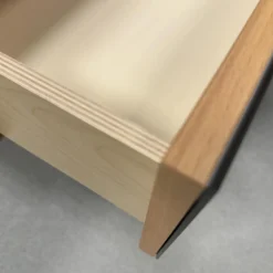 Schlafzimmer WSM 4400 Kanadische Erle Massiv Natur Akzent Fronten Mattglas Cubanit Schwarz