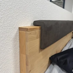 Schlafzimmer WSM 4400 Kanadische Erle Massiv Natur Akzent Fronten Mattglas Cubanit Schwarz