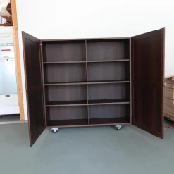 Schrank Shigehto Dunkel Eiche Geräuchert