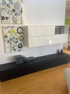 Schrankkombination Titolo Hängeelement Lack Weiß Bodenelement Glas Schwarz