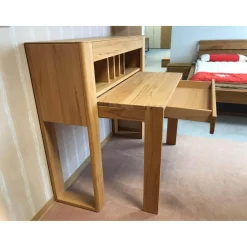 Schreibtisch Modell CASA-SONO Kernbuche Massiv Geölt Ausziehbar Mit Steckdose, USB-Anschüssen und Schubkasten