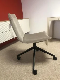 Schreibtisch-Stuhl Modell H 100-4 Stoff M271 Velours Matt Taupe Sternfuß Anthrazit