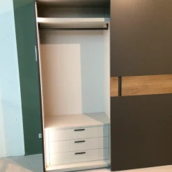 Schwebetürenschrank Loretto Dekor Smoke Nodato Chiaro Griffe