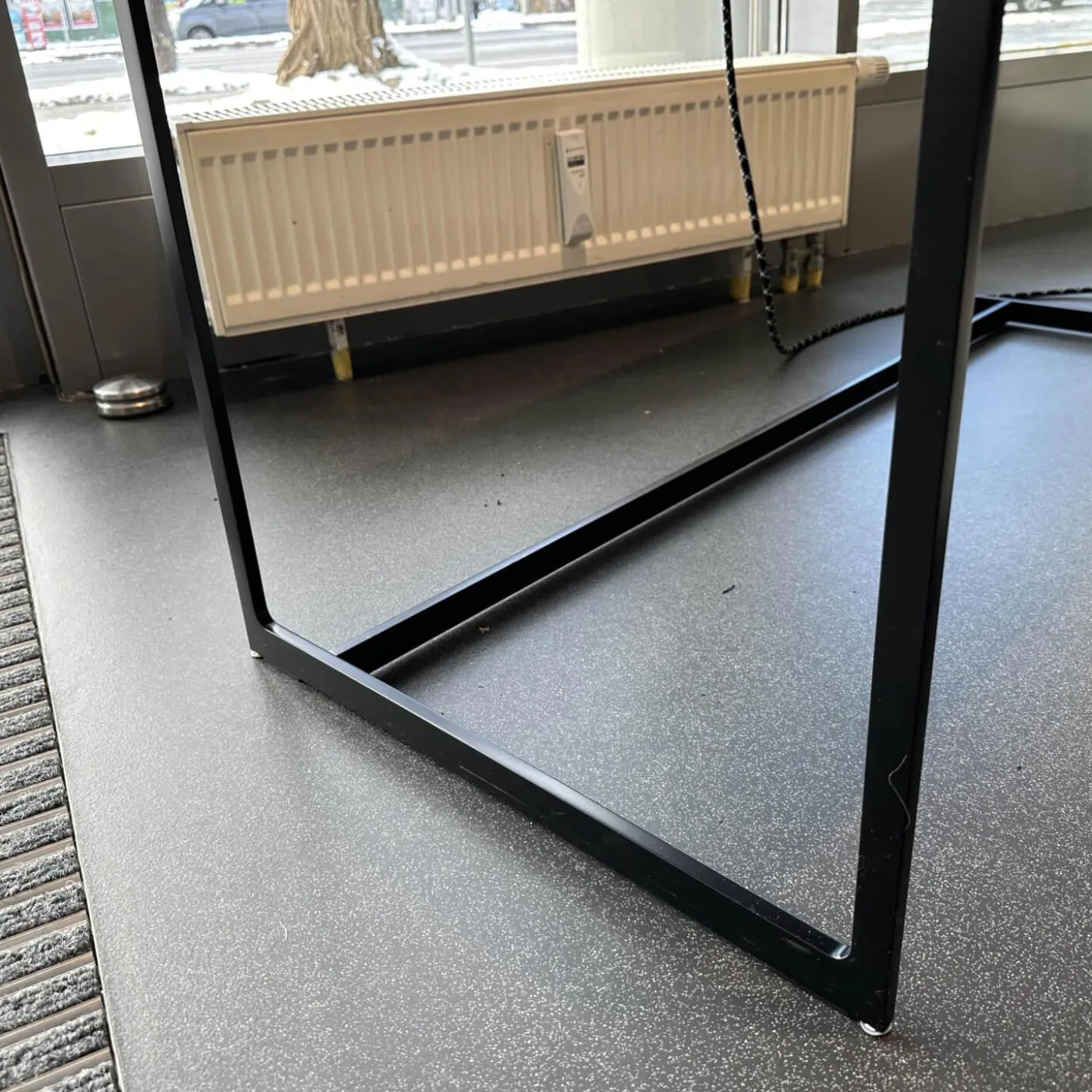 Sekretär Mell M38 Capparis Schwarz Gestell Schwarz