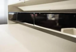 Sekretär Miss Moneypenny Edelstahl Poliert Bezug Leder Weiß Mit Hocker Und Beleuchtung