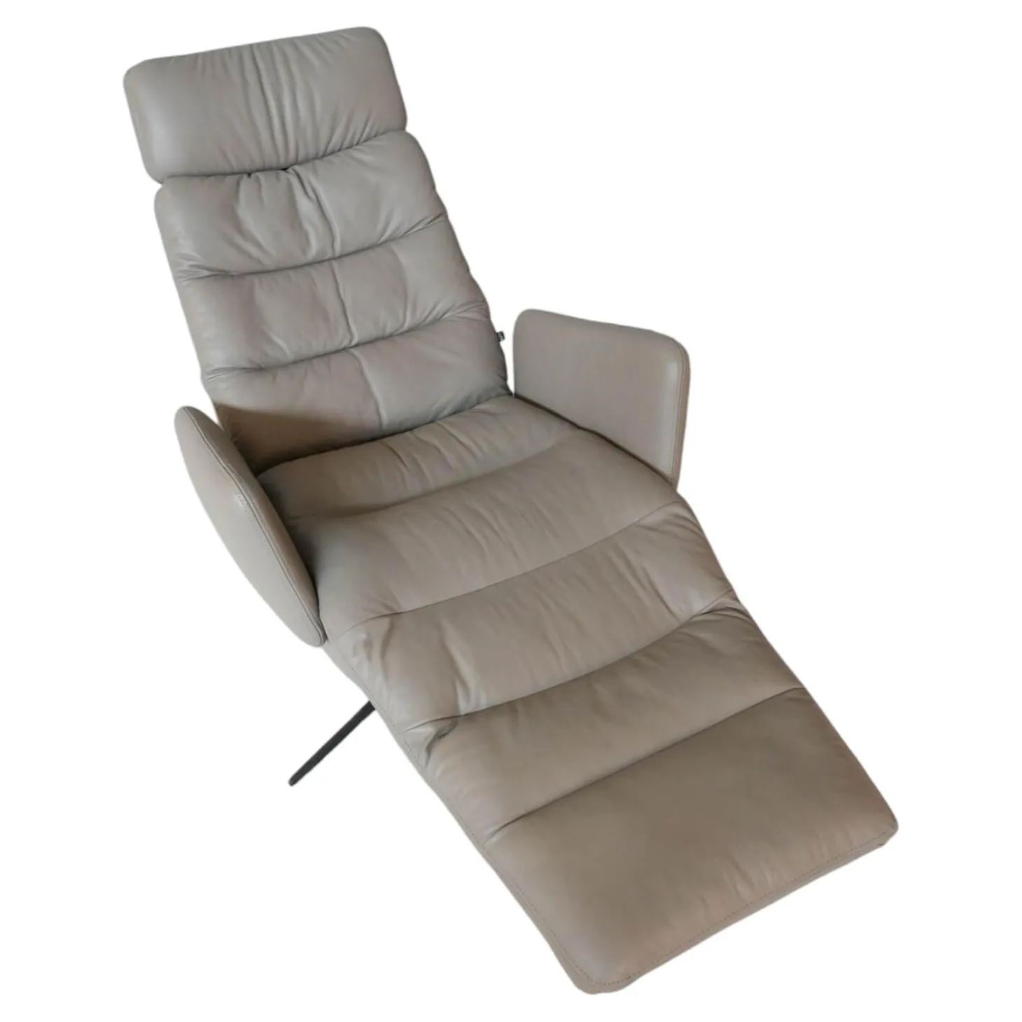 Sessel Arva E Lounge Leder Sauvage Schlammgrau 8103 Grau 5 Fuß Stern Gestell Schwarz M01 Mit Kopfstütze