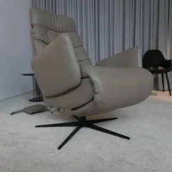 Sessel Arva E Lounge Leder Sauvage Schlammgrau 8103 Grau 5 Fuß Stern Gestell Schwarz M01 Mit Kopfstütze