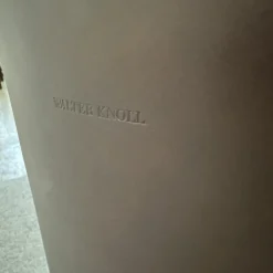 Sessel Bao 207 10 C Sitz Stoff Lucia 7694 Corn Gelb Rücken Leder Saddle Coffee Schwarz Braun Drehteller Schwarz Matt Inklusive Kissen