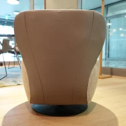 Sessel Bao Klein Stoff Sorel Smoke Quarz Beige Rücken Elen Taupe Beige Drehteller Schwarz