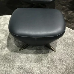 Sessel Caruzzo Leder Raffino Dragonfly Schwarz mit Hocker und Kopfkissen