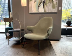 Sessel Catch Lounge Bezug Stoff Linara 249 Gestell Stahlrohr Pulverbeschichtet Schwarz